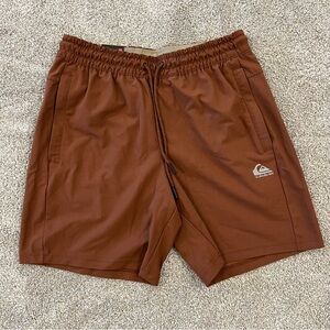 Quiksilver NWT Dry Flight Shorts Stretch Men Sz Small Inseam 7” Orange #1857173